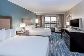 DoubleTree by Hilton New Bern Riverfront