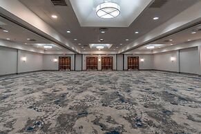 DoubleTree by Hilton New Bern Riverfront