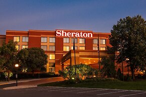 Sheraton Minneapolis West Hotel