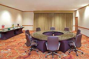 Sheraton Minneapolis West Hotel