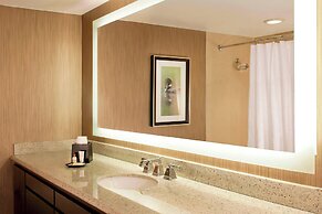 Sheraton Minneapolis West Hotel