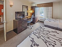 Sleep Inn & Suites Spring Lake - Fayetteville near Fort Bragg