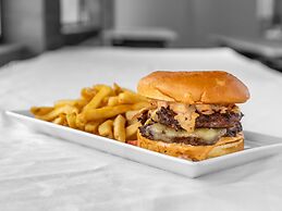 Delta Hotels by Marriott Mount Pleasant