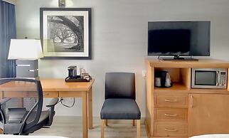 Best Western Plus Regency Inn & Conference Centre