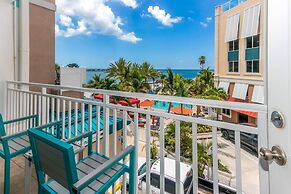 Dolphin Sands Clearwater Beach, an Ascend Collection Hotel