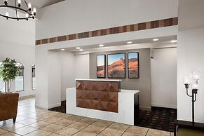 Best Western Discovery Inn