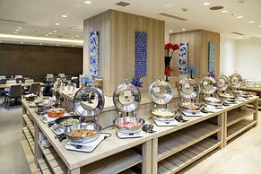 Okinawa NaHaNa Hotel & Spa