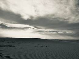 The Classic Desert Aire Hotel