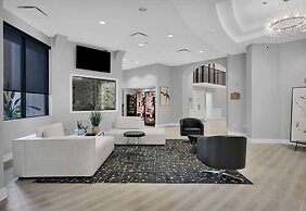 Ramada by Wyndham Jacksonville I-95 by Butler Blvd