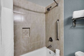 Ramada by Wyndham Jacksonville I-95 by Butler Blvd