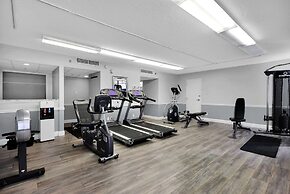 Ramada by Wyndham Jacksonville I-95 by Butler Blvd