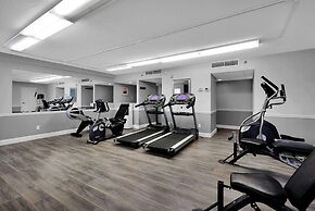 Ramada by Wyndham Jacksonville I-95 by Butler Blvd