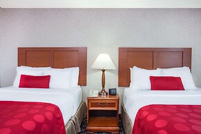 Ramada by Wyndham Jacksonville I-95 by Butler Blvd