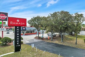 Ramada by Wyndham Jacksonville I-95 by Butler Blvd