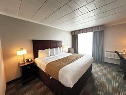 Finger Lakes Inn & Suites