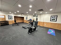 Finger Lakes Inn & Suites