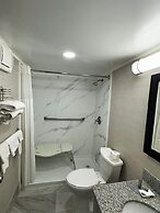 Finger Lakes Inn & Suites