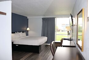Travelodge by Wyndham Milwaukee