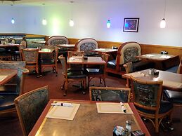 Travelodge by Wyndham Milwaukee