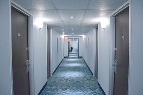 Travelodge by Wyndham Milwaukee