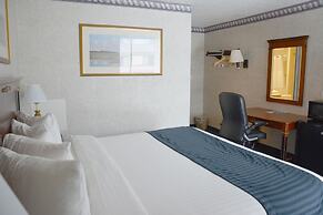 Travelodge by Wyndham Milwaukee