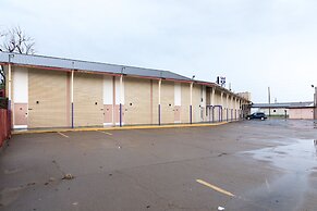 Travelodge by Wyndham Oakley