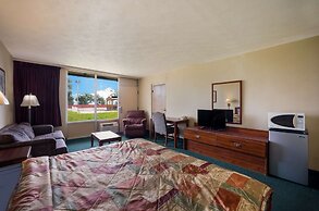 Travelodge by Wyndham Oakley