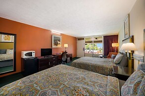 Travelodge by Wyndham Oakley