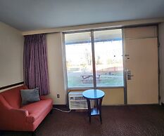 Travelodge by Wyndham Oakley