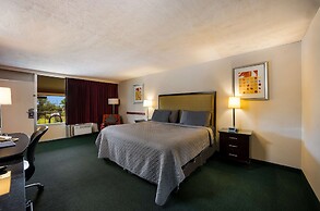 Travelodge by Wyndham Oakley