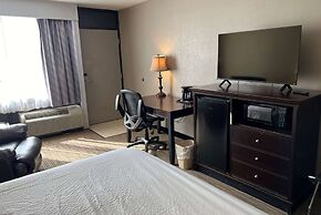 Days Inn by Wyndham Pittsburg KS