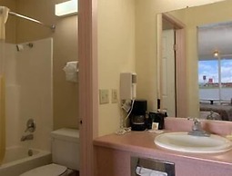 Days Inn by Wyndham Newport