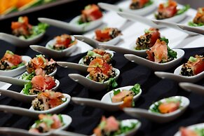 Holiday Inn Charlotte Airport by IHG