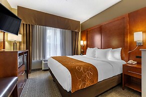 Comfort Suites