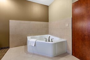 Comfort Suites Marquette