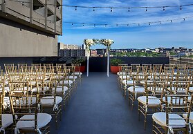 Revere Hotel Boston Common