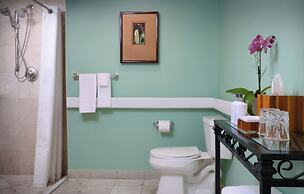 Ocean Key Resort - A Noble House Resort
