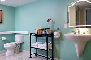 Ocean Key Resort - A Noble House Resort