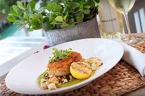 Ocean Key Resort - A Noble House Resort