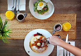 Ocean Key Resort - A Noble House Resort