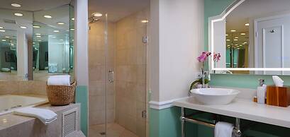 Ocean Key Resort - A Noble House Resort