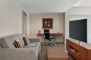 El Pardo Lima - A DoubleTree by Hilton Hotel