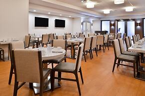 Holiday Inn Hotel & Suites Rochester - Marketplace by IHG