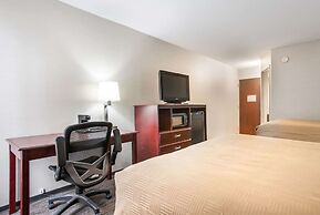 Clarion Inn & Suites Airport