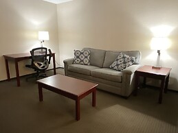 Clarion Inn & Suites Airport