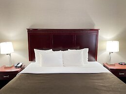 Clarion Inn & Suites Airport