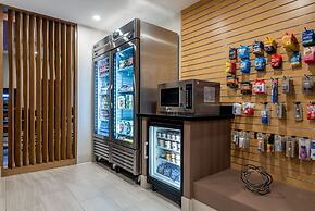 Holiday Inn Express And Suites Santa Ana - Orange County by IHG