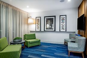 Holiday Inn Express And Suites Santa Ana - Orange County by IHG