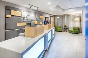 Holiday Inn Express And Suites Santa Ana - Orange County by IHG