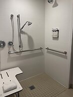 Holiday Inn Express And Suites Santa Ana - Orange County by IHG